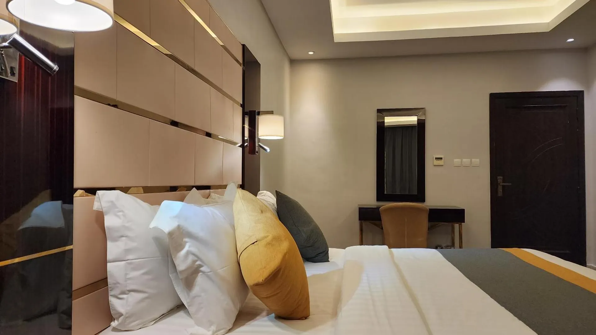 ****  Hotel Rasis Park Džidda Saúdská Arábie