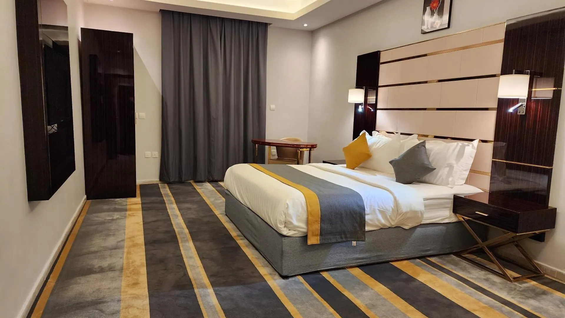 ****  Hotel Rasis Park Džidda Saúdská Arábie