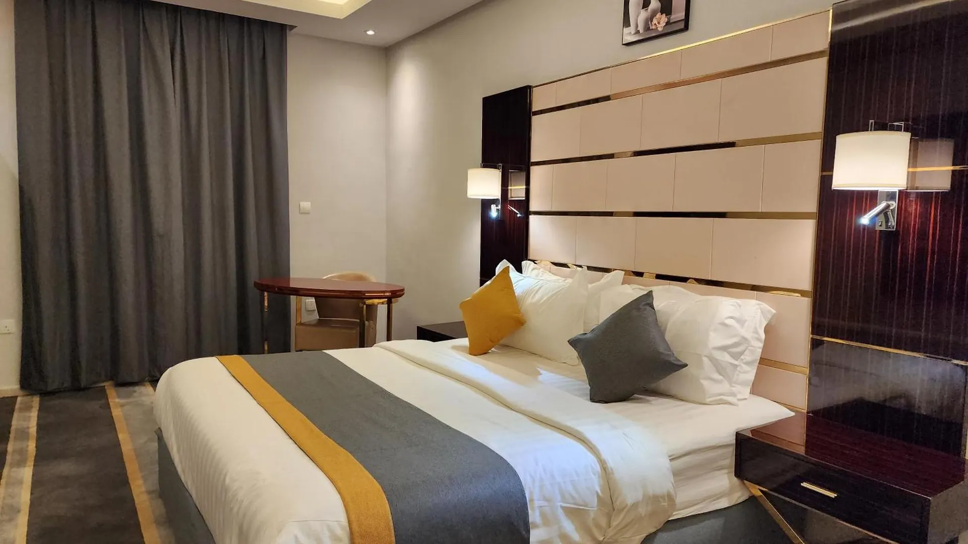 Hotel Rasis Park Džidda
